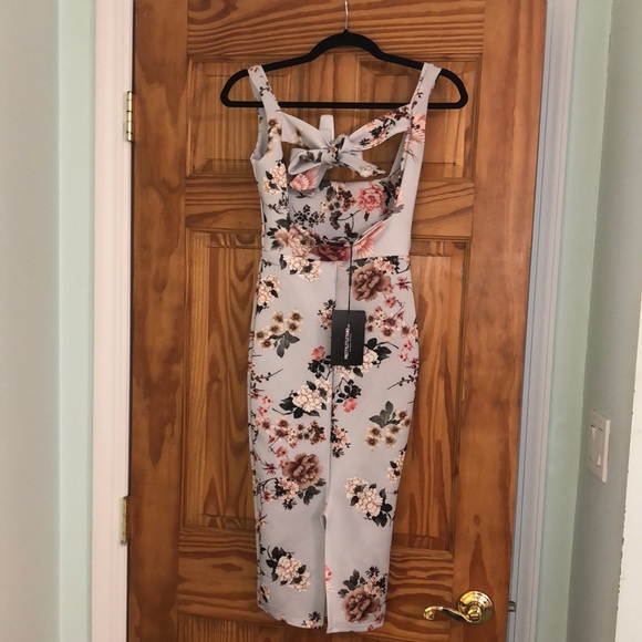 Pretty Little Thing: Floral Midi Dress 👗 *NEW* - Picture 4 of 8